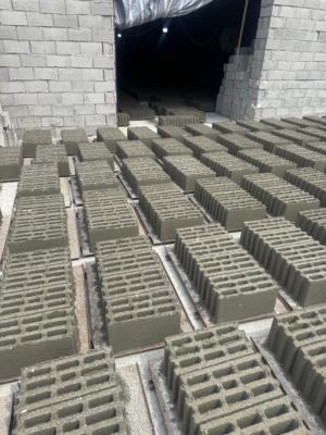  مزایا بازار هدف و تأثیرات اقتصادی کارخانه تیرچه و بلوک صنعتی آذرفولاد در تبریز